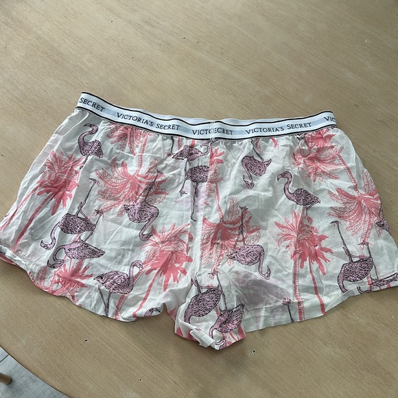 Victorias Secret Sleep Shorts - Picture 3 of 5